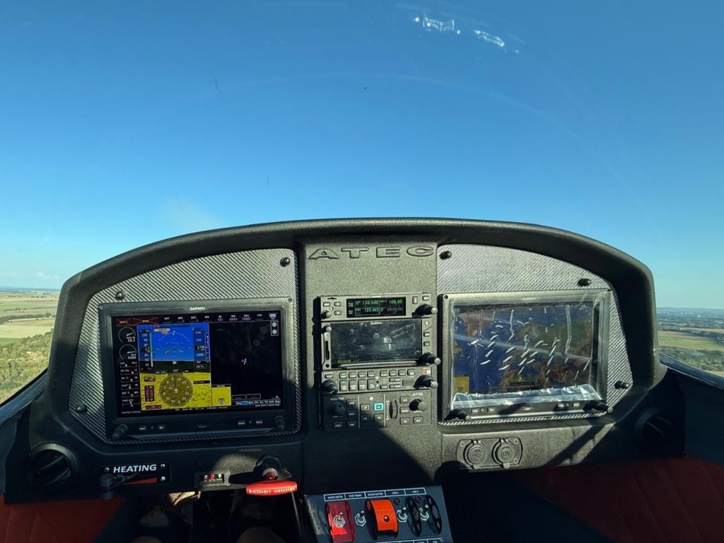 Dashboard - instruments | ATEC Aircraft